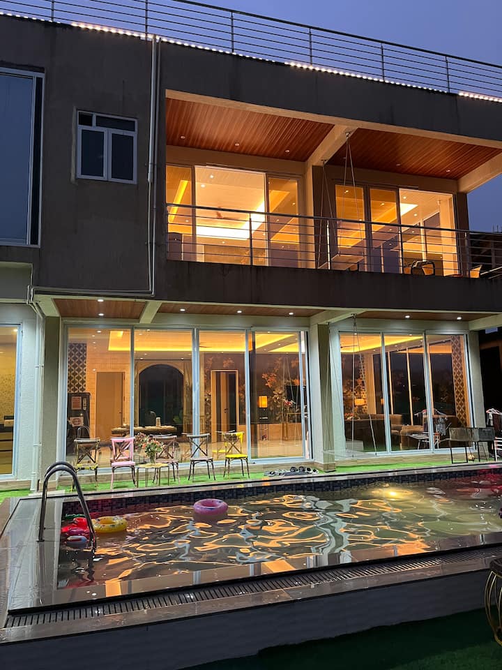 4-BHK DOLSEA CRYST LONAVALA