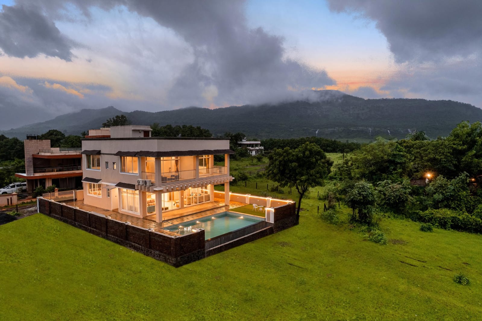 5-BHK BAYSHORE KARJAT